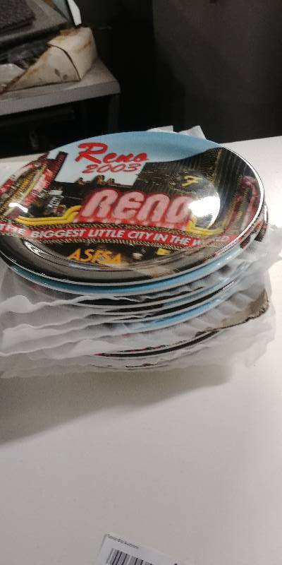 lot 126 image: Reno 2003 Dinner Plates