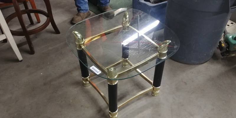 lot 180 image: Glass Top Side Table