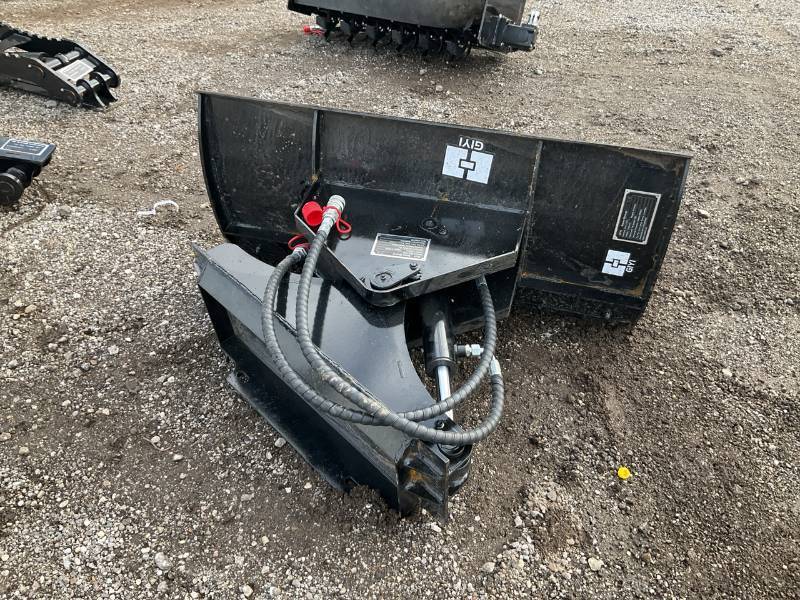 lot 8397 image: Unused GIYI Snow Shovel  GY D-TXC