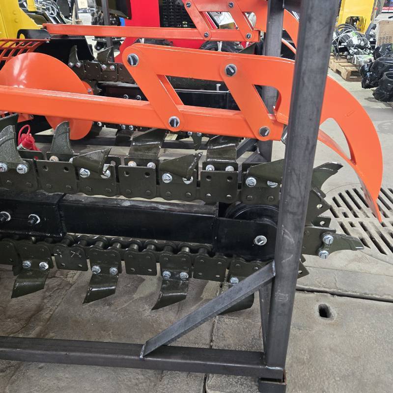lot 8385 image: Unused GIYI Skid Steer Trencher (Skid Steer Attachement)