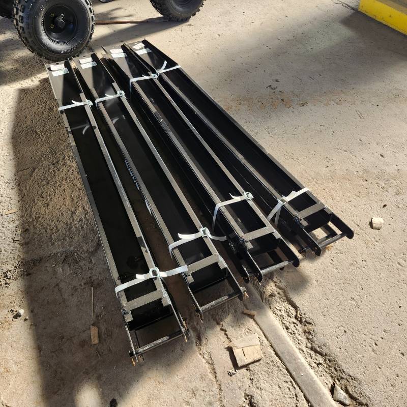 lot 8341 image: Unused GIYI 7ft Forklift Extention Rod
