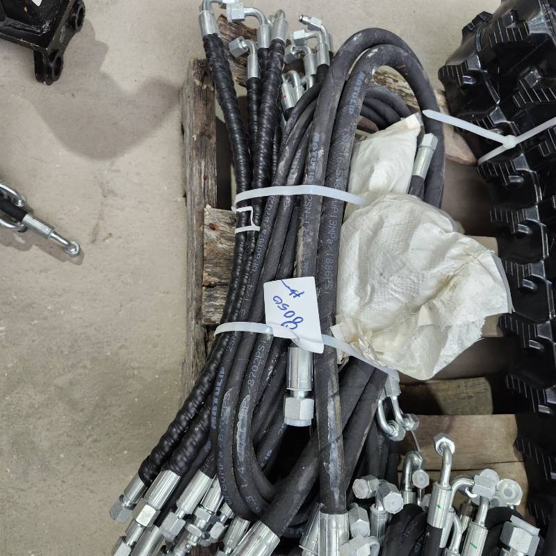 lot 8485 image: (1 Bundle) Unused SKLP Mini Hydraulic Excavator Hoses