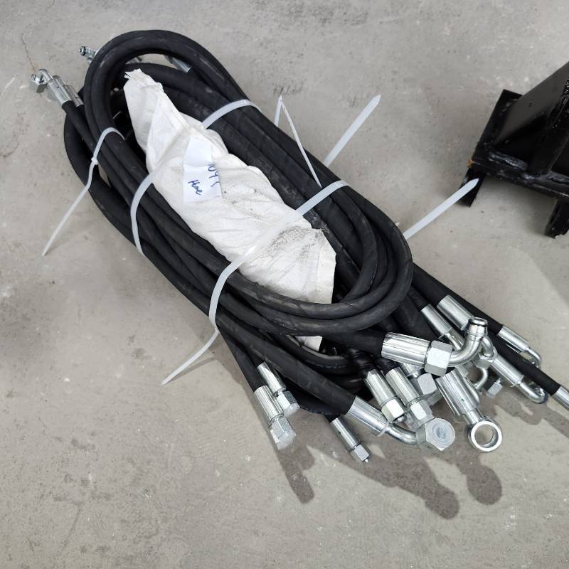 lot 8486 image: (1 Bundle) Unused SKLP Mini Hydraulic Excavator Hoses