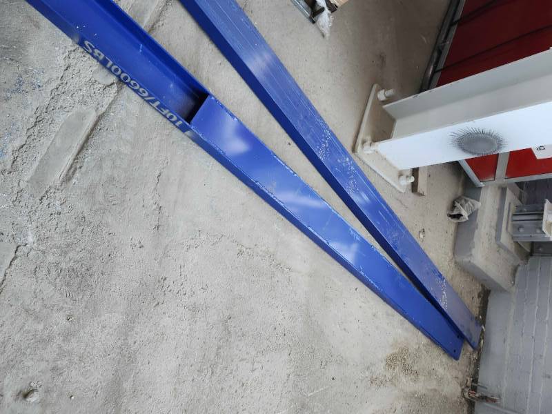 lot 1821 image: 2024 Pair of forklift fork extensions - 10 ft 6600 lbs