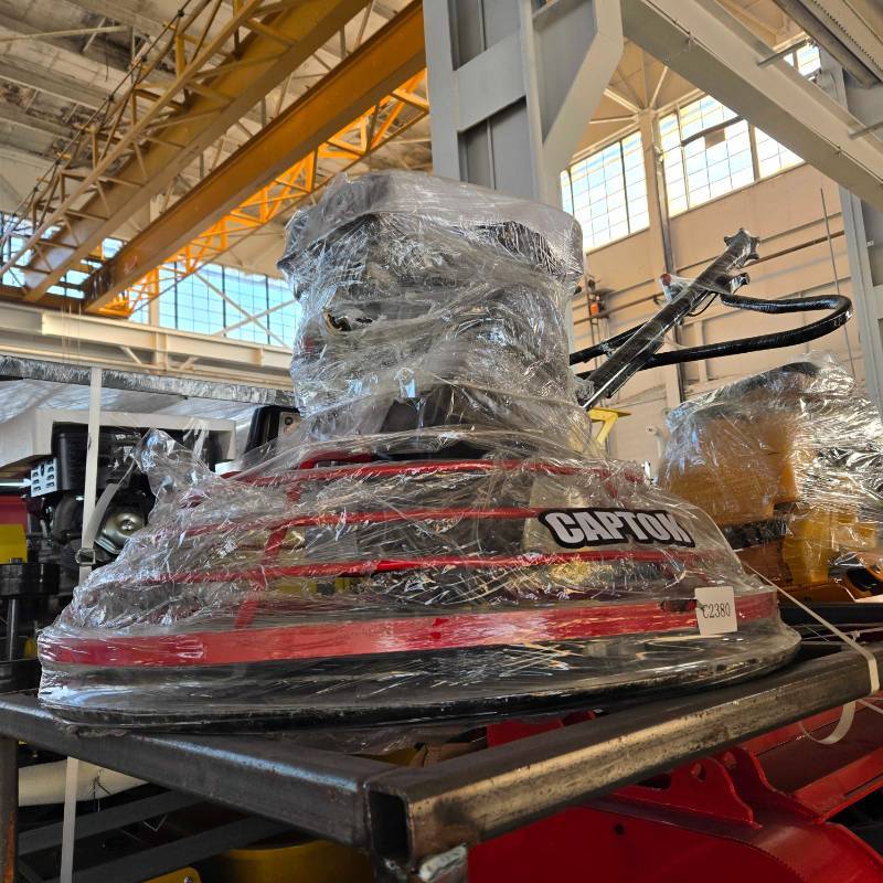 lot 8428 image: Unused Power Trowel CK90