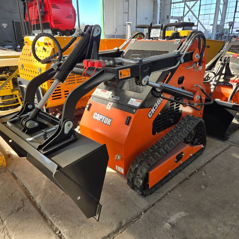 lot 8448 image: Unused CAPTOK Skid Steer Loader  CK36C