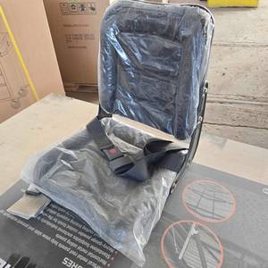 lot 8318 image: Unused SKLP Equipment Seat