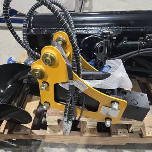 lot 8459 image: Unused CAPTOK Hydraulic Breaker  CK35