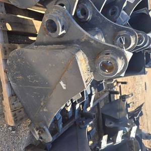 lot 51 image: Heavy Duty Excavator Bucket