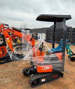 lot 20477 image: AGT L12R Mini Excavator, Pop Up Rear Hatch, Really Nice Layout
