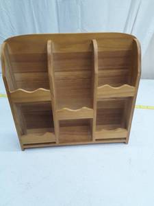 lot 30155 image: Small Spice Rack - 10 x 11