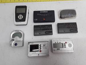 lot 30186 image: Qty 8 Various Guitar Tuners - Used