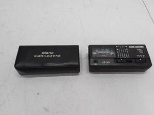 lot 30188 image: Seiko Quartz Guitar Tuner with Case