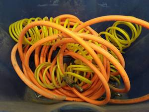 lot 30209 image: Tote of Misc. Air Hoses
