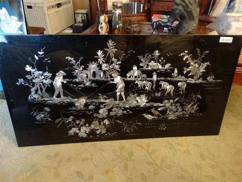 lot 348 image: Large Mother of Pearl Inlay Wall Art Piece.