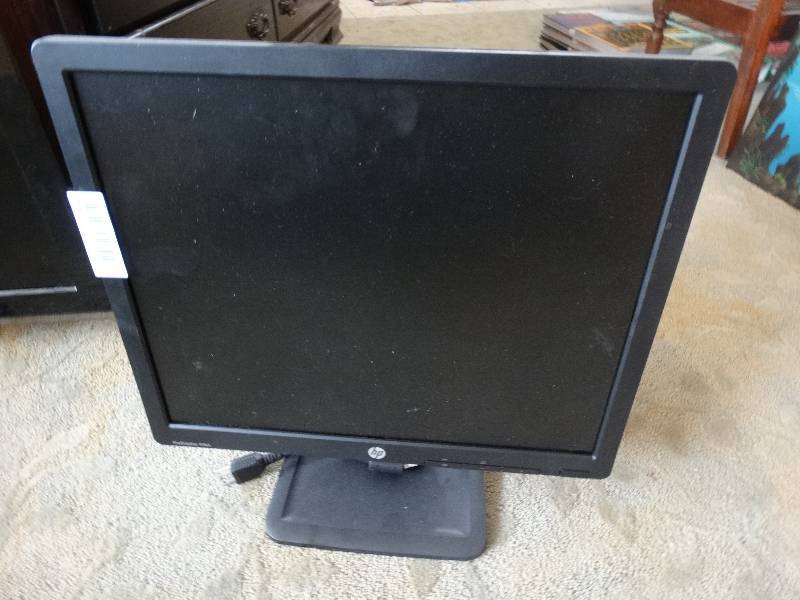 lot 350 image: HP ProDisplay P19A Computer Monitor.