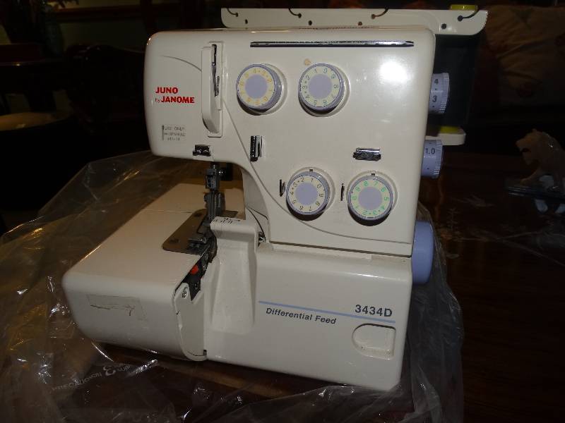 lot 382 image: Juno by Janome 3434D Differential Feed Serger wThread.