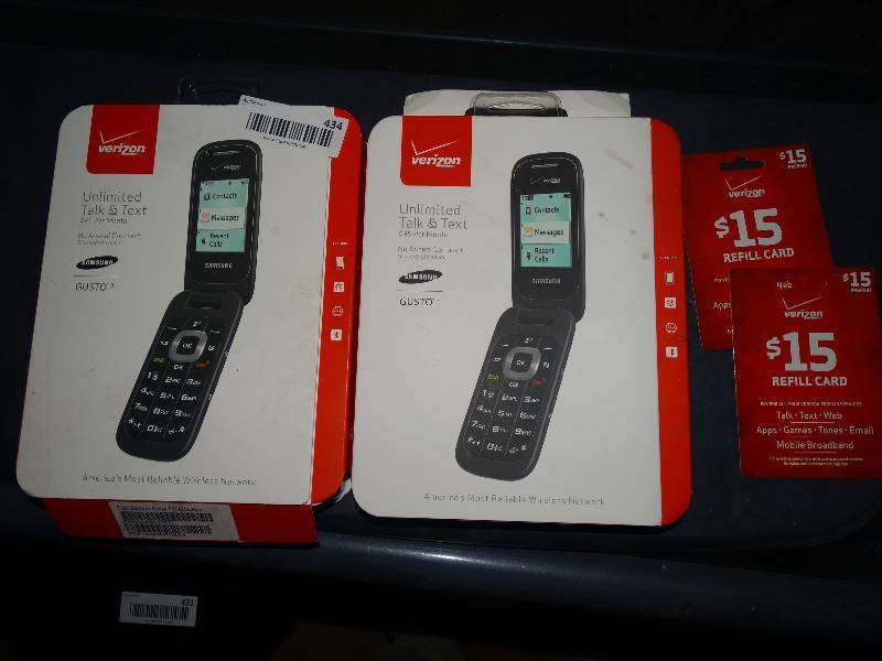 lot 434 image: 2 SamsungVerizon Talk & Text Phones w2 $15 Prepaid Cards.