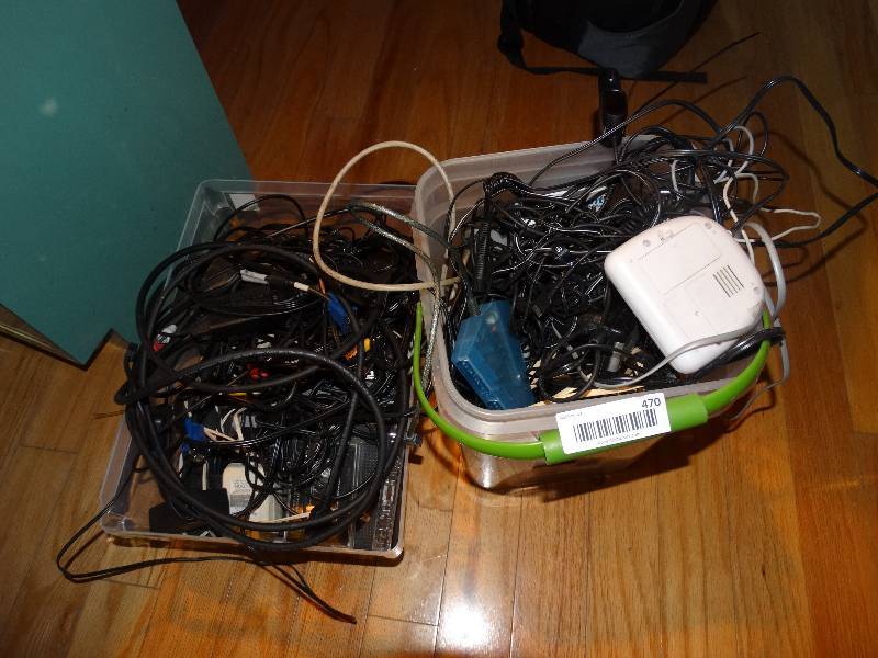 lot 470 image: 2 Tubs of Cable, Sound, Charge Cords & Electronics.