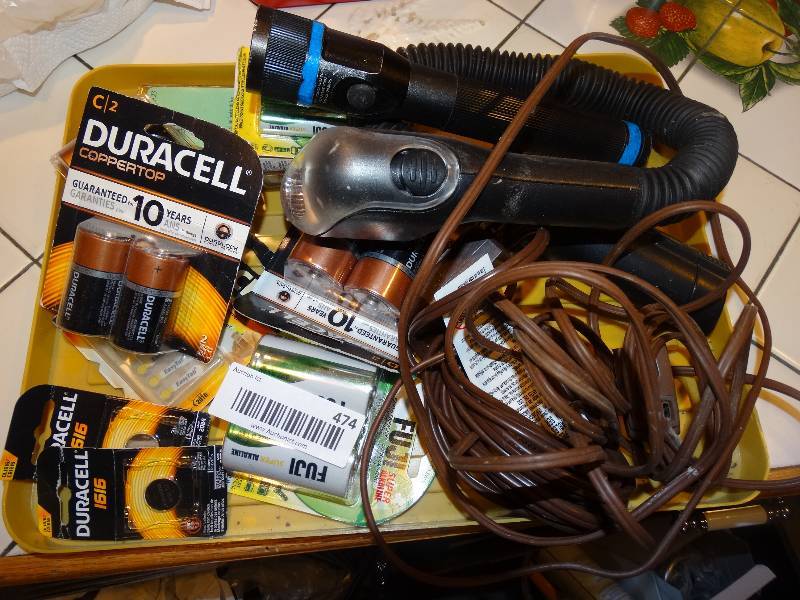 lot 474 image: Large Lot of Batteries, Flash Lights, Extension Cords.