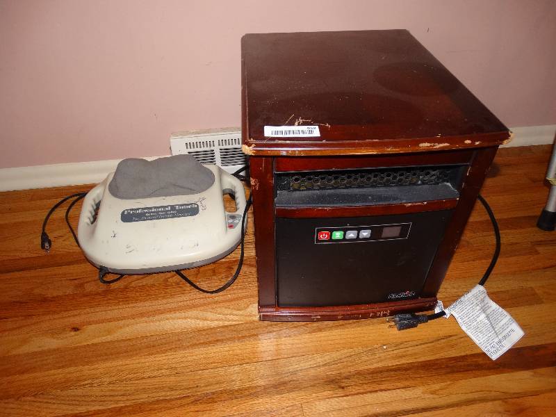 lot 959 image: Electric Massager & DuraFlame Space Heater.