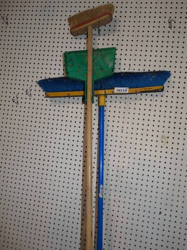 lot 966 image: 2 Brooms & Dustpan.