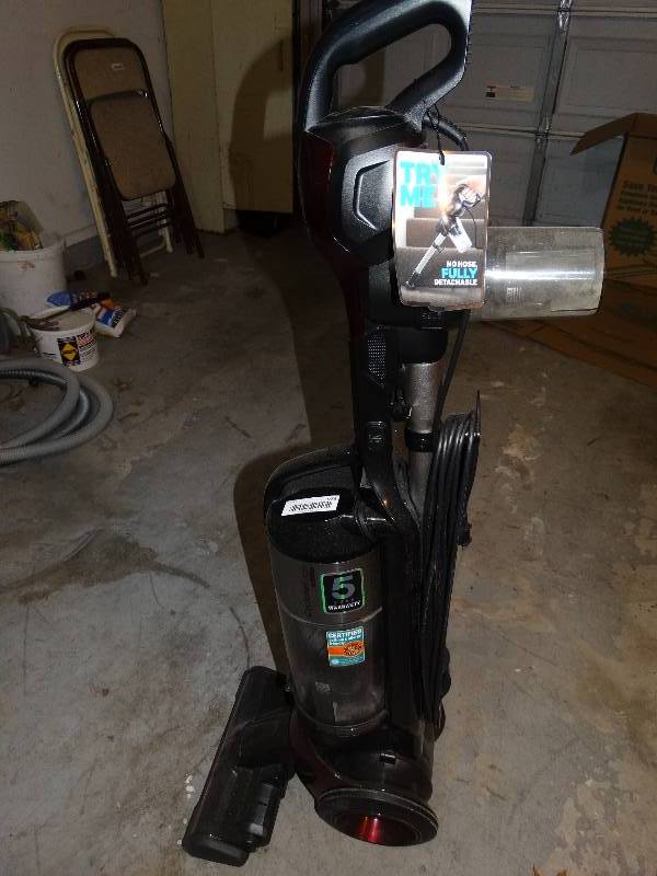 lot 974 image: Samsung Cyclone Force Multi Vacuum.