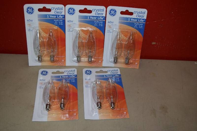 lot 56 image: 10 GE Crystal Clear Multi-Use Bulbs