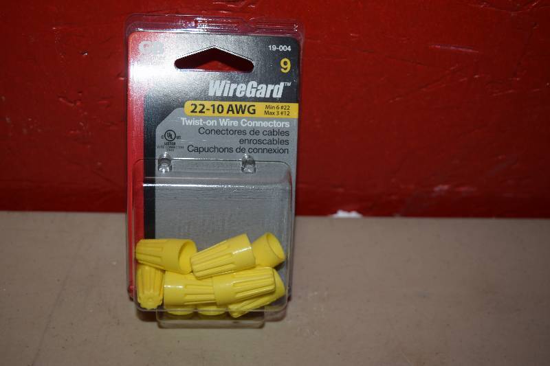 lot 130 image: 10 Packages of 9 WireGard Wire Connectors