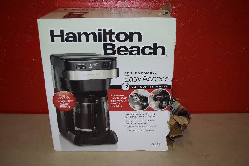 lot 201 image: Hamilton Beach Programmable Coffee Maker