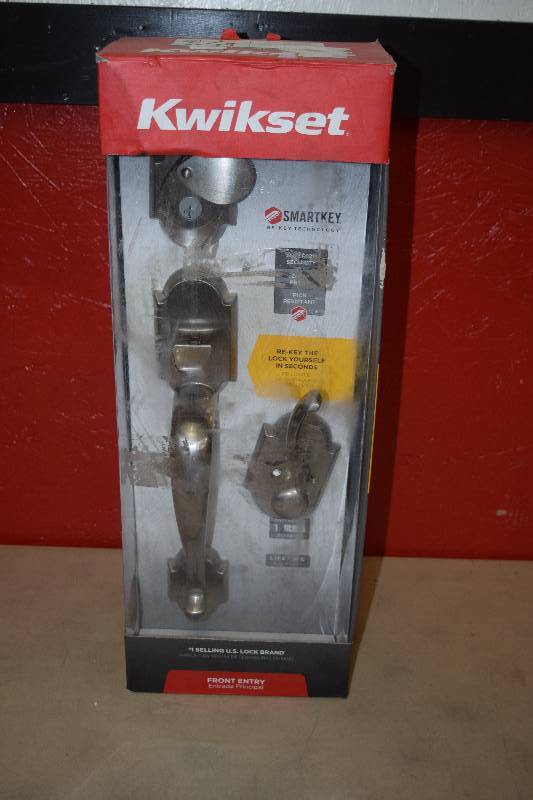 lot 331 image: Kwikset Front Entry Set