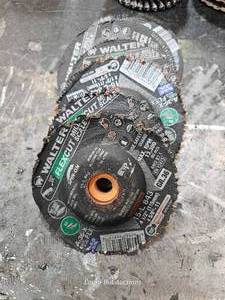 lot 48703 image: Walter Flexcut 4.5-inch Grinding Wheels Lot&nbsp