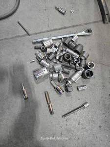 lot 49008 image: Mixed Lot of Socket Sets and Drive Tools