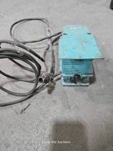 lot 49018 image: Profax CFS-302 Industrial Foot Switch
