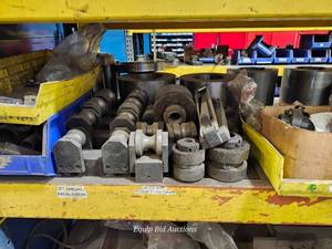 lot 48547 image: Industrial Metalworking Components Lot - Flanges, Bushings and Seal Holders