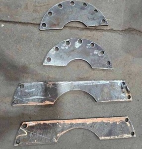 lot 49023 image: Industrial Steel Curved Mounting Plates Set