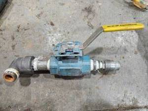 lot 36838 image: (2) W-K-M DynaSeal Industrial Ball Valve with Handle&nbsp