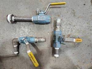 lot 36839 image: (3) W-K-M DynaSeal Industrial Ball Valves Lot&nbsp