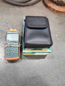 lot 36856 image: Extech EasyView 15 Dual-Input Thermometer Datalogger&nbsp