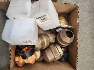 lot 49161 image: Hypertherm Plasma Cutter Parts Lot 600-700