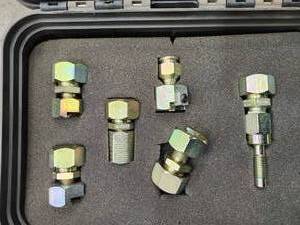 lot 49172 image: Professional Sealweld Valve Lubrication Adapter Kit&nbsp