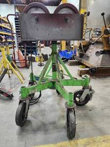 lot 49179 image: Sturdi-Jack 3500 lbs Heavy Duty Mechanical Jack Stand&nbsp
