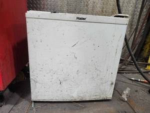 lot 49190 image: Used Haier Mini Refrigerator