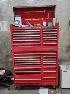 lot 49191 image: Proto Professional Tool Cabinet - Large Red Rolling Chest&nbsp