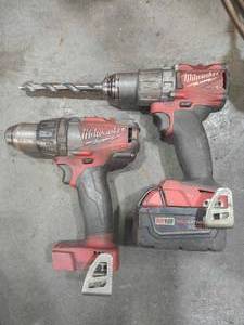 lot 48632 image: Milwaukee M18 FUEL Cordless Drill Set with Battery&nbsp