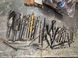 lot 49097 image: Large Lot of Used Industrial Drill Bits&nbsp