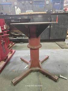 lot 34198 image: Industrial Heavy-Duty Welding Positioner Stand&nbsp