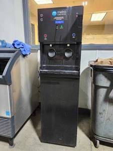 lot 36868 image: Metro Pure Water Elite-11000 Commercial Water Dispenser