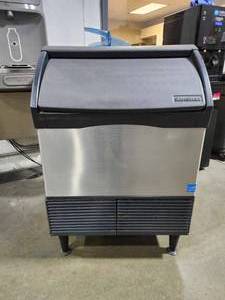 lot 36869 image: Scotsman Commercial Ice Maker&nbsp