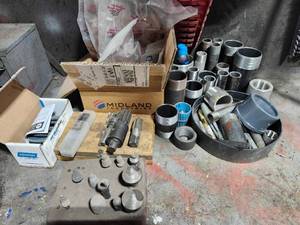 lot 49269 image: Industrial Pipe Fittings and Norton Bluefire Discs Lot